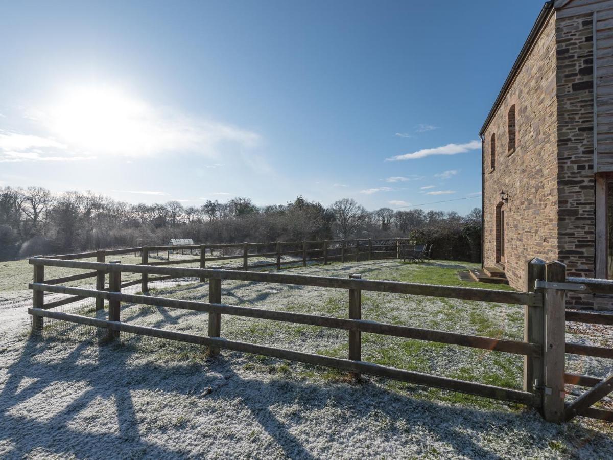 Vila Glebe Barn Caynham Exteriér fotografie